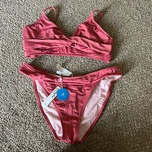 Women’s size large cupshe bikini.